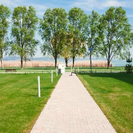 D&b Lelle Διαμέρισμα Balatonlelle
